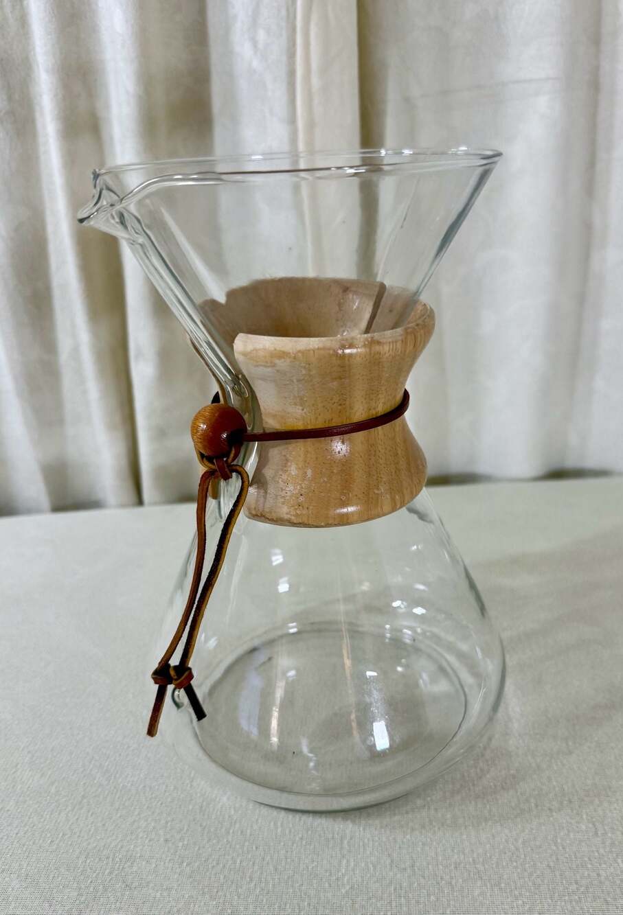 Chemex Classic Series 6-Cup Pour-Over Glass Coffee‎ Maker